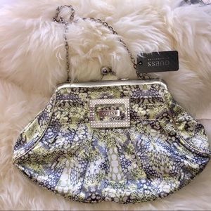 Guess Shoulder Bag
